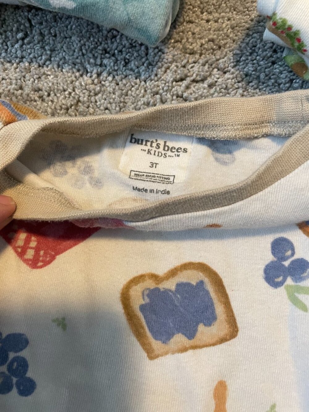 Burt's Bees PJ Bundle - Picture 2 of 2
